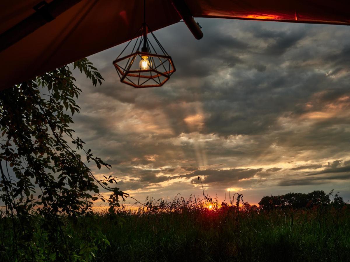 Hotel Zatoria Luxury Glamping Zator Exterior foto
